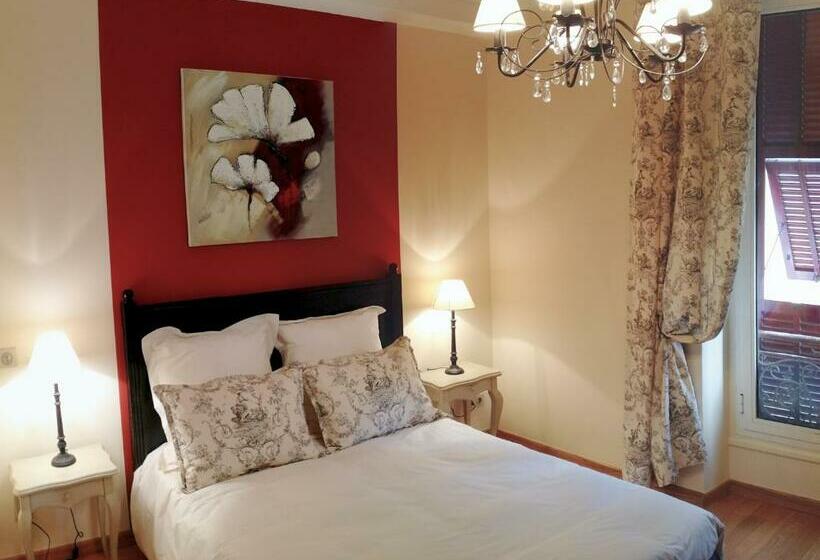 غرفة قياسية, La Regence