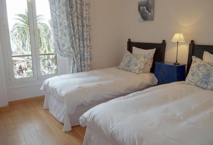 غرفة قياسية, La Regence