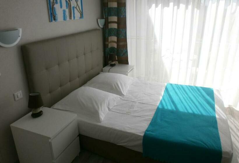 バルコニー付きスタンダードルーム, Le Golfe Bleu