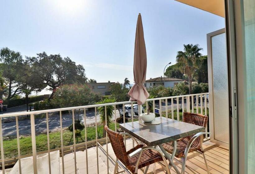 バルコニー付きスタンダードルーム, Le Golfe Bleu