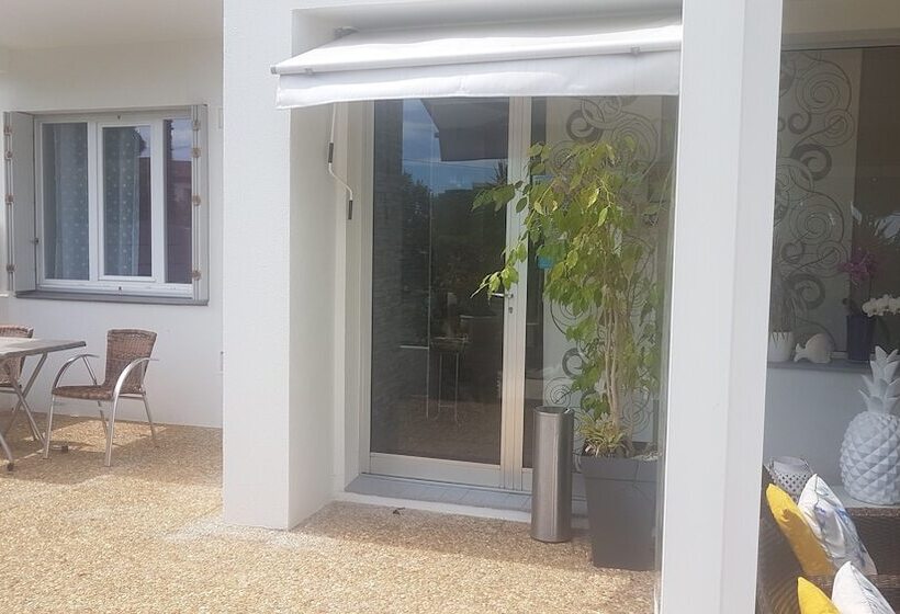 ガーデンビュースタンダードルーム, Le Golfe Bleu