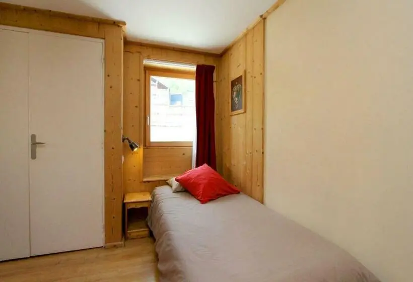 Standard Kolmen Hengen Huone, Le Sherpa