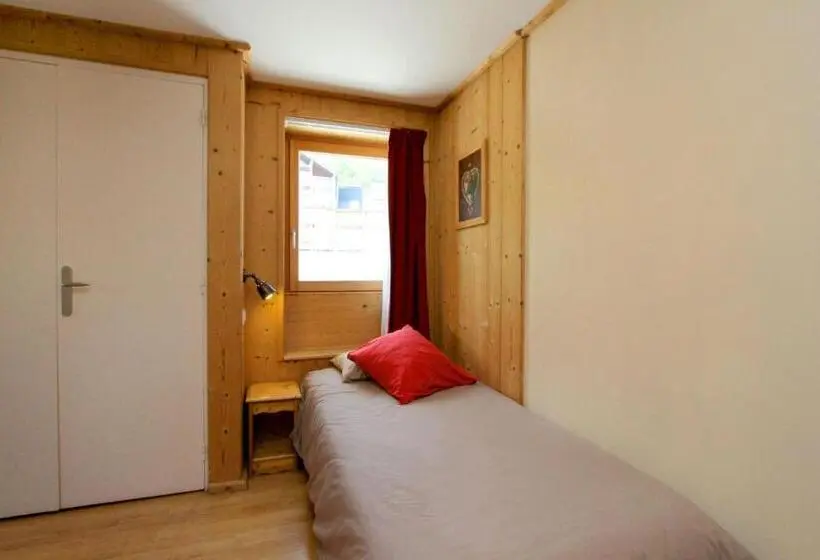 Standard Yhden Hengen Huone, Le Sherpa