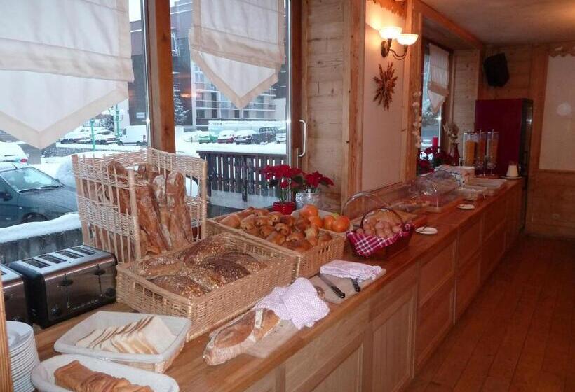 Номер Стандарт с Балконом, Le Sherpa