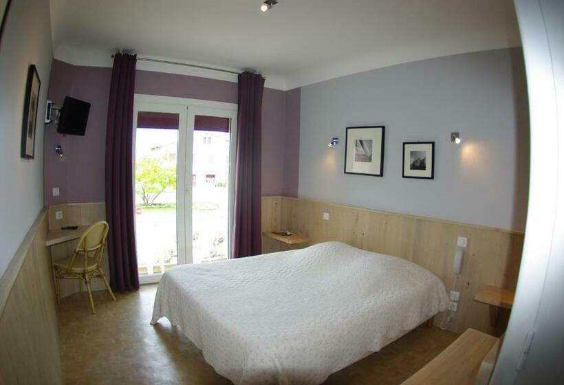 Номер Стандарт, Bar Tabac Point Chaud L Ecureuil