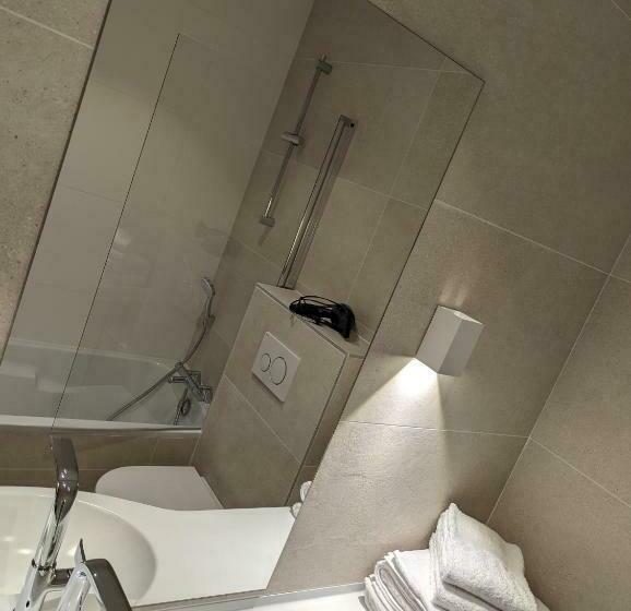 スタンダードルーム, La Pension Du Moulin