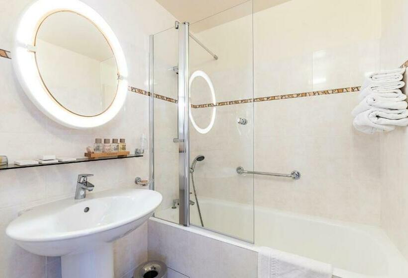 Quarto Quádruplo Estandar, Les Arolles