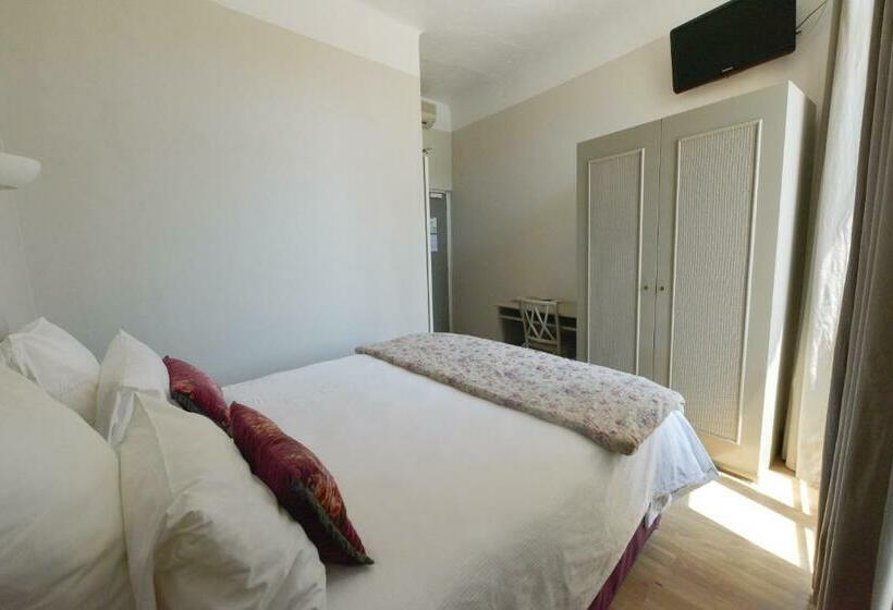 수피리어 룸, Restaurant La Villa Arena