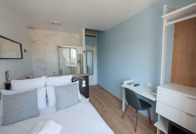 디럭스 룸, Restaurant La Villa Arena