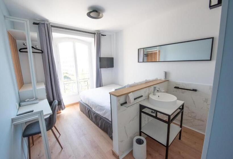 디럭스 룸, Restaurant La Villa Arena