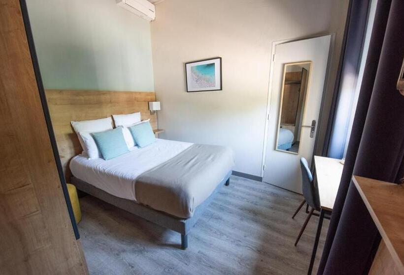 디럭스 룸, Restaurant La Villa Arena