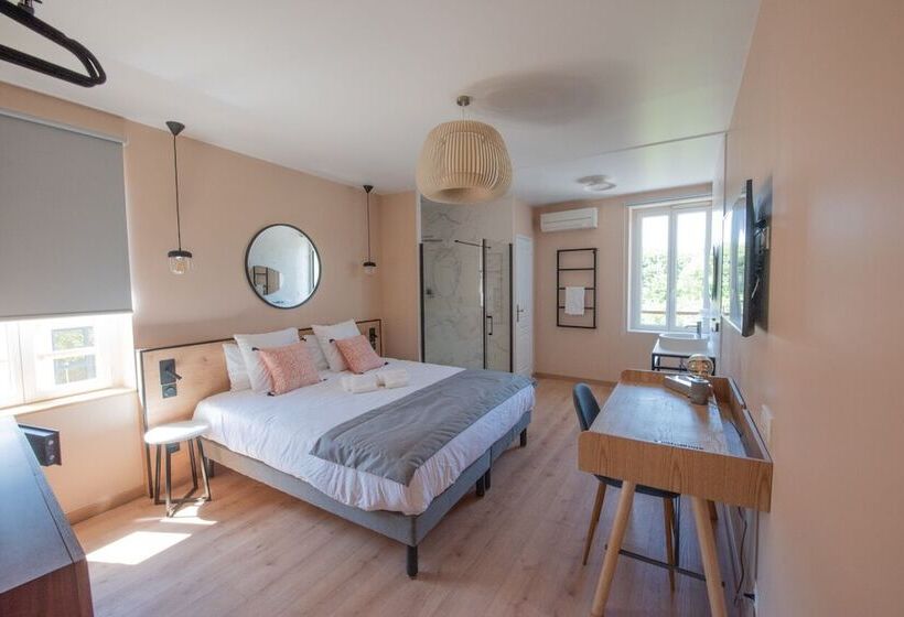 디럭스 룸, Restaurant La Villa Arena