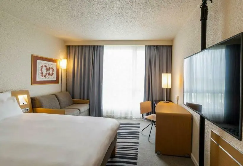 Superior-huone, Hôtel Novotel Valenciennes