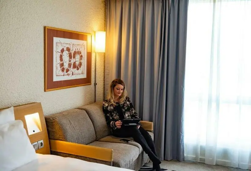 Superior-huone, Hôtel Novotel Valenciennes