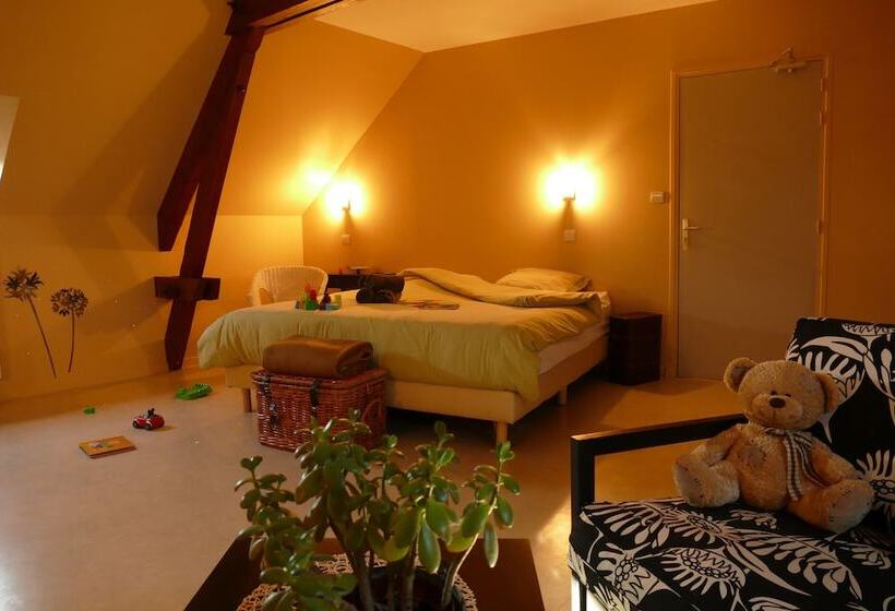 חדר סטנדרט לארבעה, Ferme Du Chateau