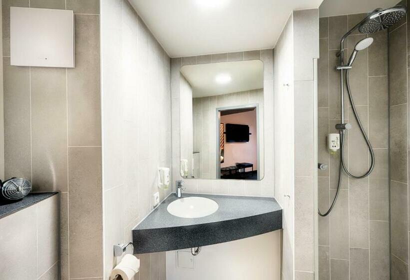 اتاق استاندارد, B&b Hotel Bremen City