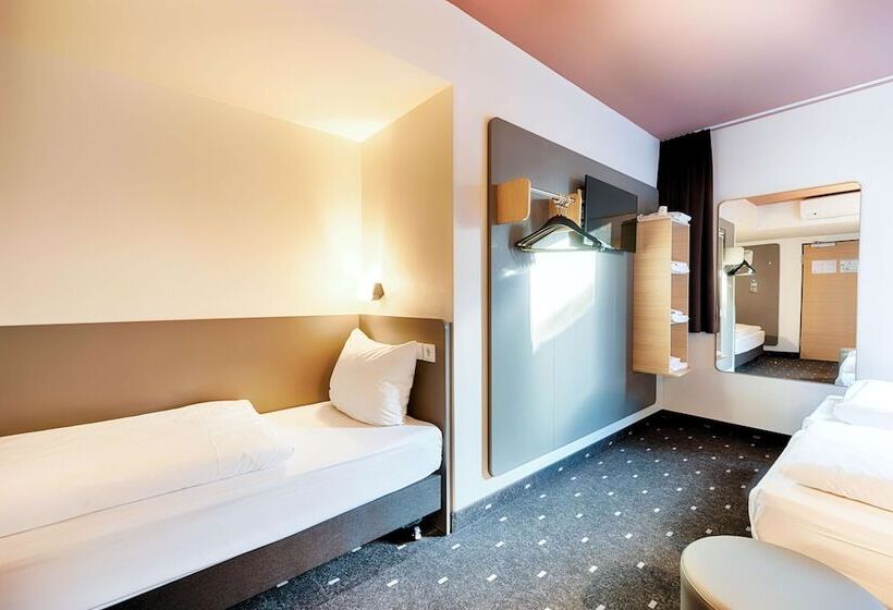 اتاق استاندارد سه نفره, B&b Hotel Bremen City