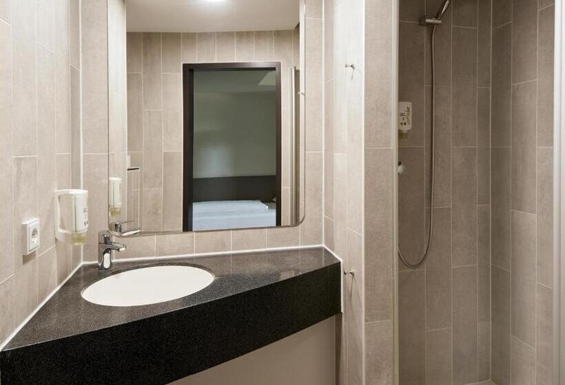 اتاق استاندارد, B&b Hotel Darmstadt