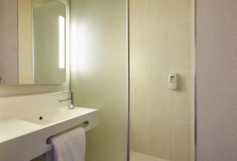 スタンダードトリプルルーム, B&b Hotel Lille Roubaix Campus Gare