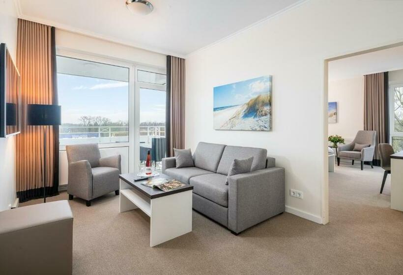 جناح مطلّ علي البحر, Bellevue