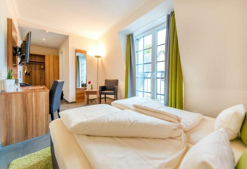 Номер Комфорт, Cochemer Jung