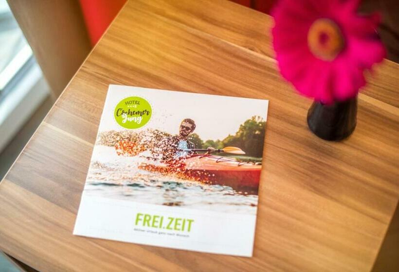 Номер Superior, Cochemer Jung