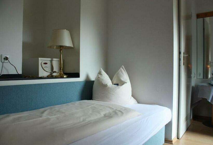 スタンダードシングルルーム, Garni Otto Huber