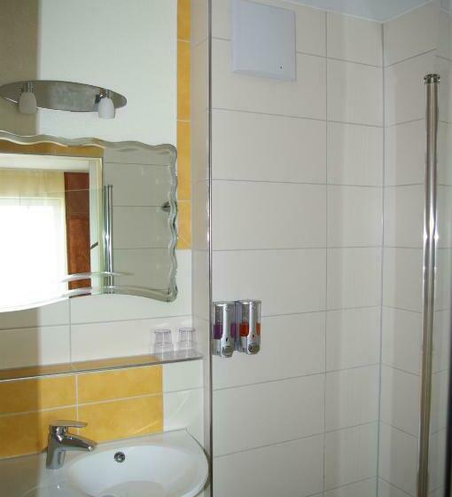 Standard-huone, Gaum