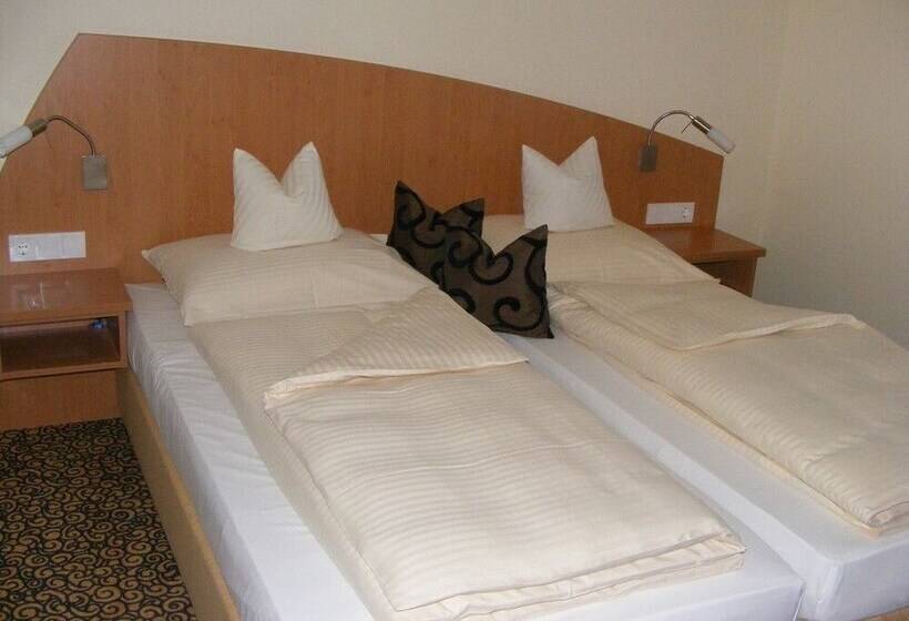 Standard-huone, Gaum