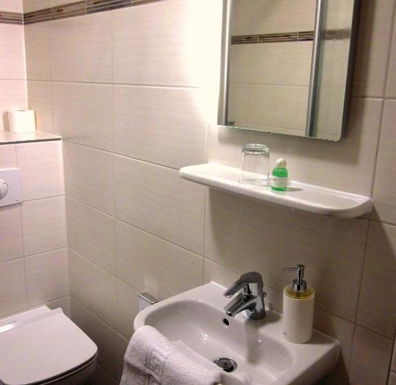 Одноместный Номер Вид на Сад, Gasthof Rodachtal Mit Gästehaus Katharina