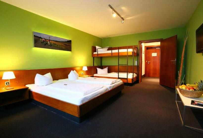 スタンダード４人部屋, K1 Sport