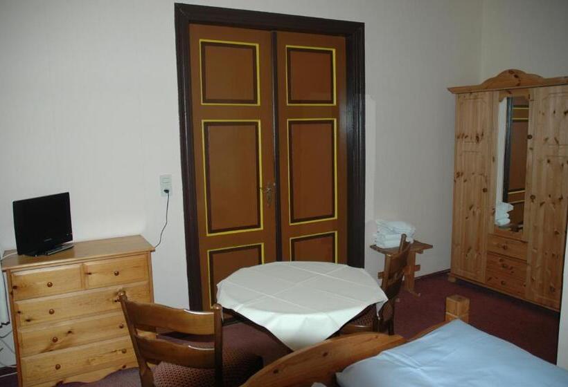 标准单人间, Kappelner Hof