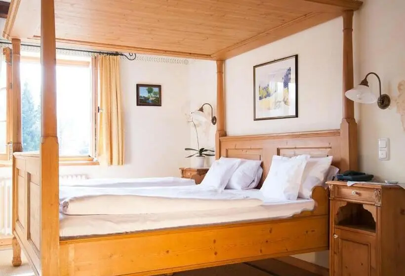 バルコニー付きデラックスルーム, Landhaus Benediktenhof