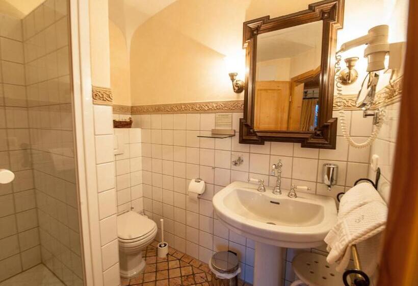 Номер Стандарт Индивидуальный с Балконом, Landhaus Benediktenhof