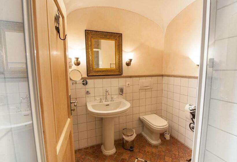 Люкс с Балконом, Landhaus Benediktenhof