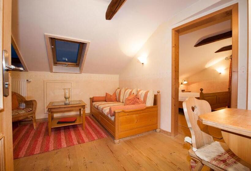 Люкс с Балконом, Landhaus Benediktenhof