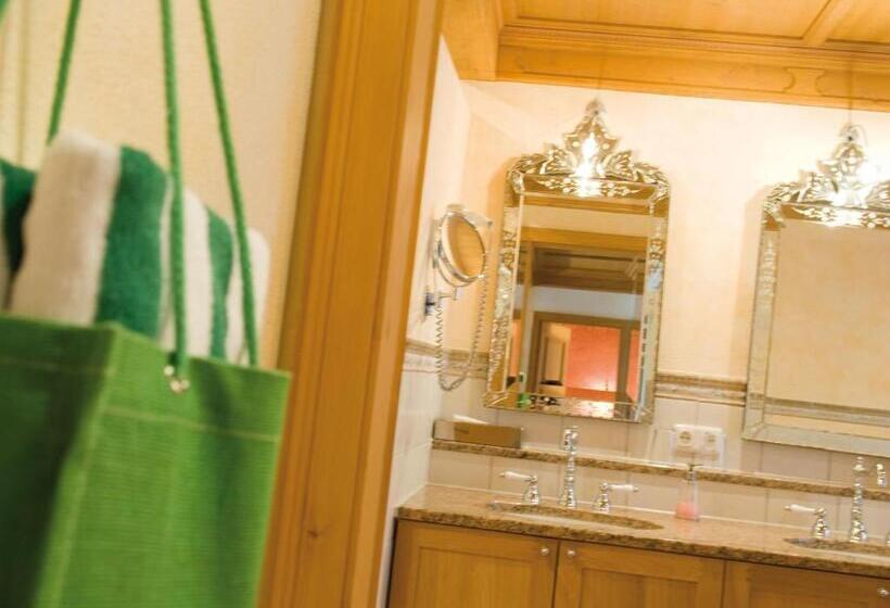 Люкс Повышенной Комфортности, Landhaus Benediktenhof