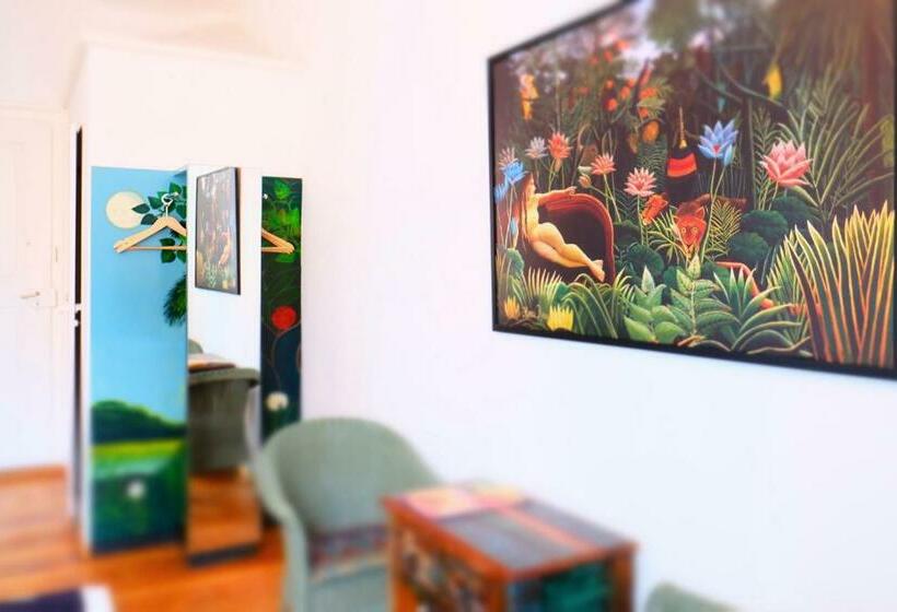 스탠다드 테마룸, Maurerhansl