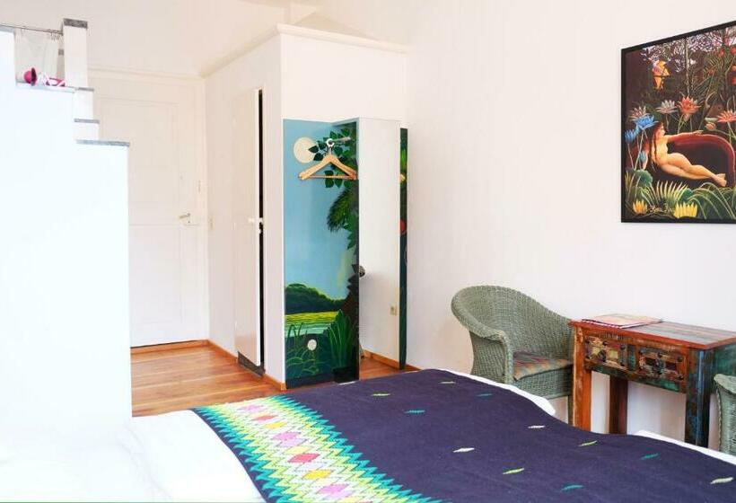 스탠다드 테마룸, Maurerhansl