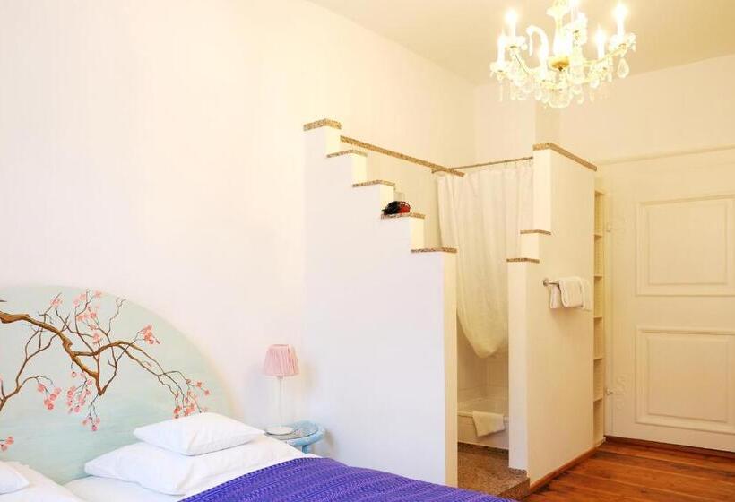 컴포트 룸, Maurerhansl