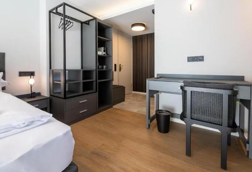 Standard-huone, Metropol