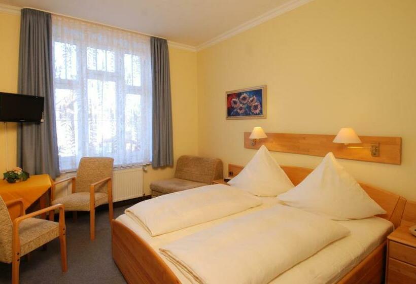 스탠다드 룸, Münchner Löwenbräu