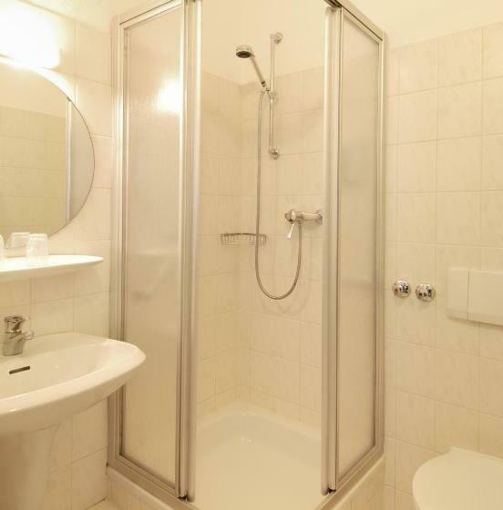 스탠다드 룸, Münchner Löwenbräu