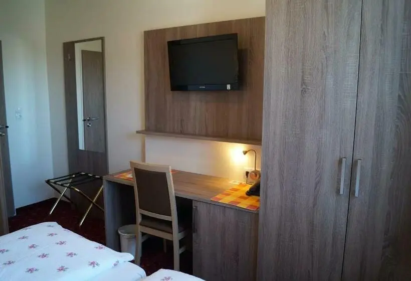 Chambre Standard Individuelle, Neuses