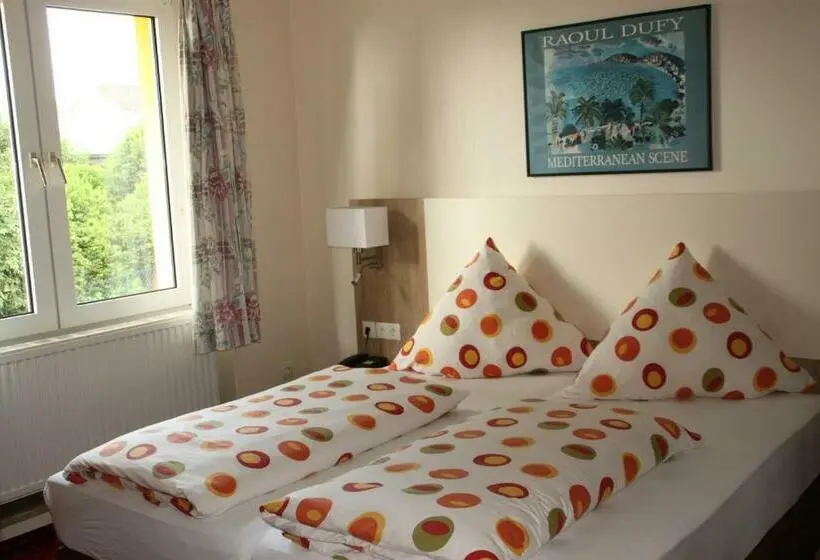 Chambre Standard, Neuses