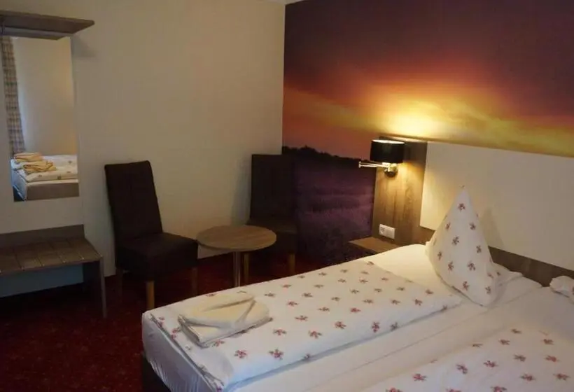 Chambre Quadruple Classique, Neuses