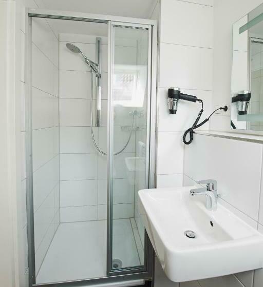 اتاق استاندارد یک نفره, Nordwind