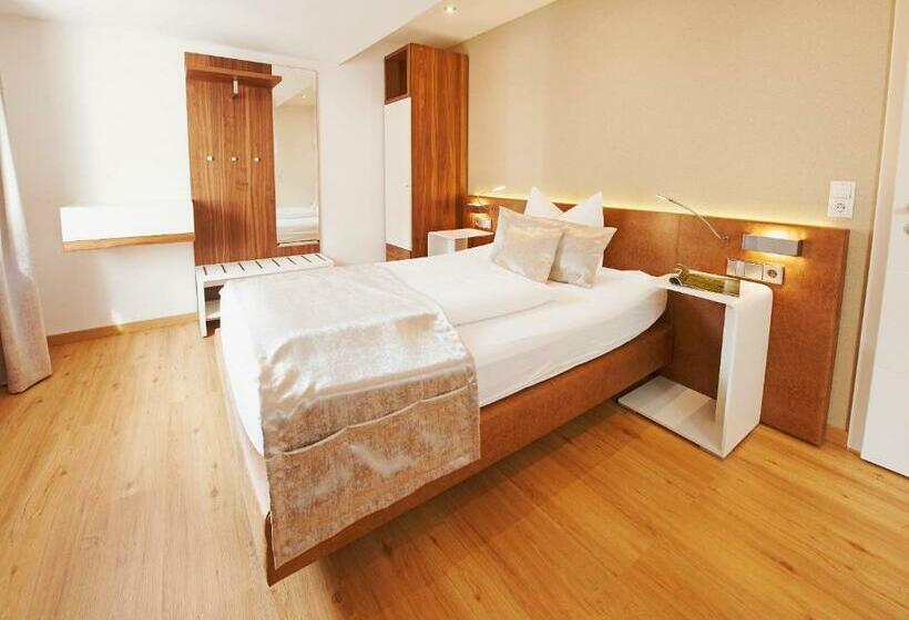 اتاق استاندارد یک نفره, Nordwind