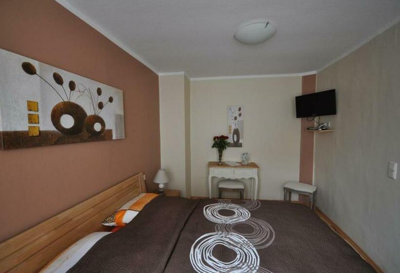 Номер Стандарт, Restaurant Athen