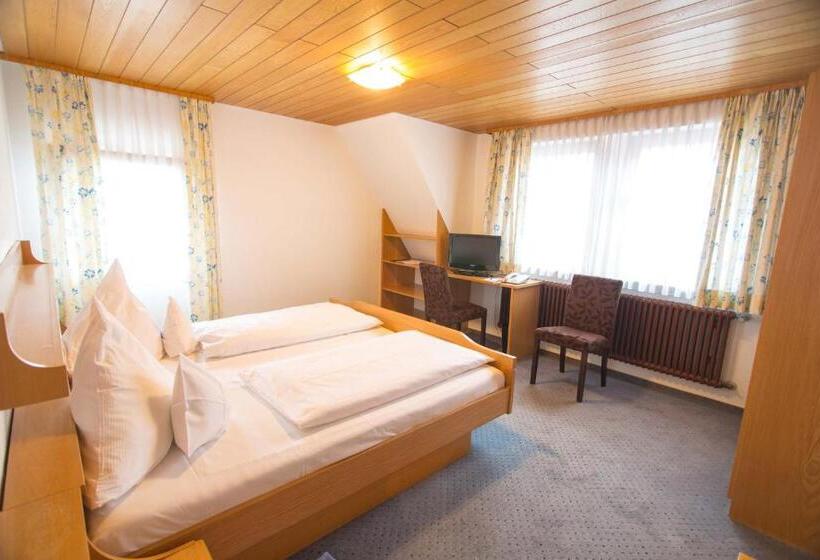 חדר סטנדרט, Restaurant & Metzgerei Rößle